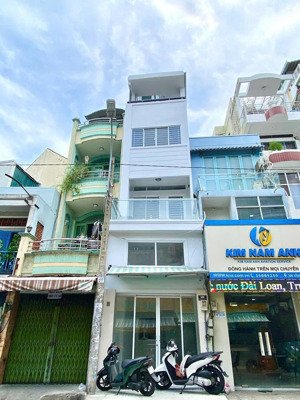 nhà 6 tầng mặt tiền vĩnh viễn quận 10 chỉ 9,6 tỷ