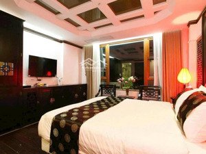 bán khách sạn sát hồ gươm/ 72m2 / 17 phòng/ 69 tỷ