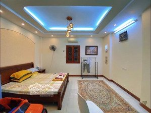 trần quang diệu! phân lô, ô tô tránh, thông kinh doanh, văn phòng, sát phố, ô thang máy. 67m*5t