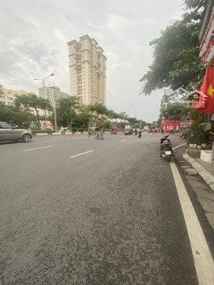 bán nhà mặt phố đại cồ việt, 32 tỷ vnd, 55m2, view đẹp