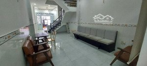 chỉ 3,95tỷ có nhà đẹp 140m2, dài 25m, cầu long kiểng, nhà bè