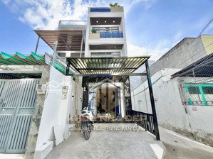 nhà mới đẹp góc 2mt 1422 huỳnh tấn phát, quận 7