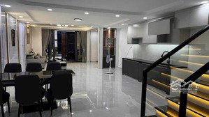 bán nhà trong hẻm khu đông dân cư đường phan văn hớn