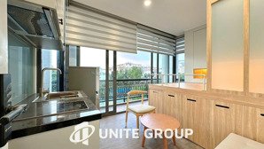 căn hộ cho thuê ban công lớn - full nội thất như hình