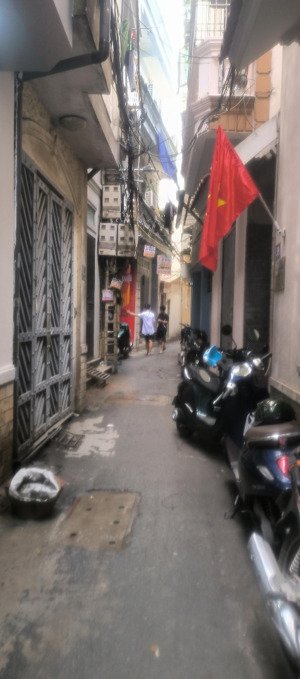 nhà 5 tângõ đường trường chinh, hà nội, full nội thất vào ở ngay giá tốt 8,68 tỷ, 41m2