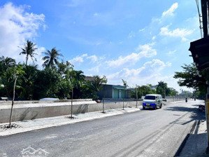 cần bán nhà riêng sổ hồng riêng, chính chủ vị trí đẹp tại quận 12