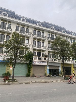 chính chủ bán liền kề phú lương, dt: 65m2, 5t, đường 30, siêu kinh doanh, vỉa hè 10m, nhỉnh 17 tỷ