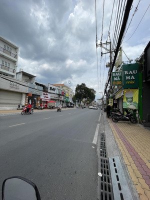 bán toà nhà mặt tiền võ văn ngân, đang cho thuê 350 triệu/tháng
