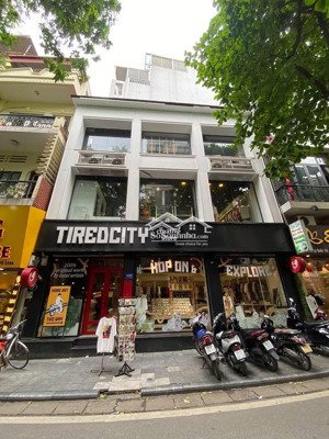 cho thuê nhà mặt phố hồ tùng mậu( thuê thẳng), diện tích: 45m2x5tầng,mặt tiền :8m, cho thuê lẻ tâng