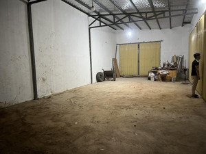 cho thuê nhà 2 tầng + kho lô góc 2 mặt tiền võ chí công & trần quý kiên, đà nẵng