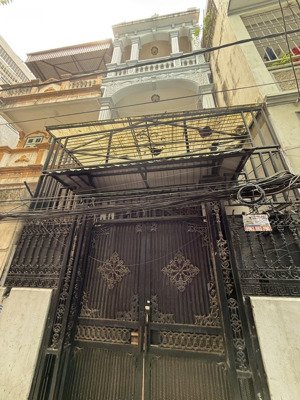 nhà ngọc lâm- ngõ nông gần cầu vượt hồng tiến- 60m x 3 tầng- giá bán đất tặng nhà- sđcc- ko qh