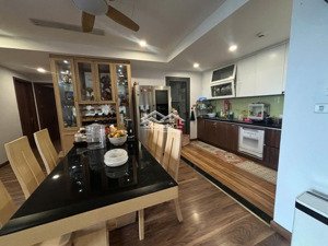 sở hữu ngay căn hộ cao cấp 3pn- view hồ ngoại giao đoàn cực thoáng tại n01t8. liên hệ 