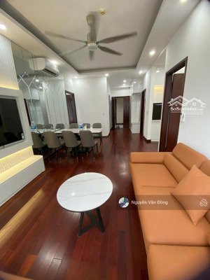 vợ chồng tôi cần chuyển nhượng căn hộ 3 ngủ tòa mỹ đình plaza 1, sổ đỏ lâu dài, nội thất để lại ful