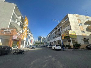 bán nhà trung tâm tp. mới bình dương sát trung tâm hành chính