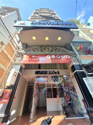 mặt bằng kinh doanh p.14, quận 10 giá thuê chỉ 13tr/tháng