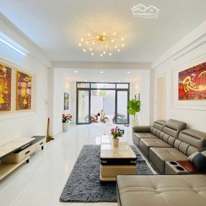 gần siêu thị lotte, 76m2, 192m2 sàn, hẻm xe hơi vào nhà, nở hậu