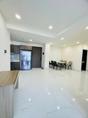 căn hộ diamond centery - 2pn 18tr full nội thất !