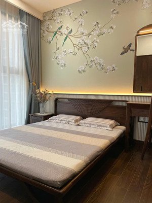 tôi cần cho thuê lại căn hộ 2 ngủ +1, đủ đồ tại mas a giá 13 triệu/th có thương lượng lh 