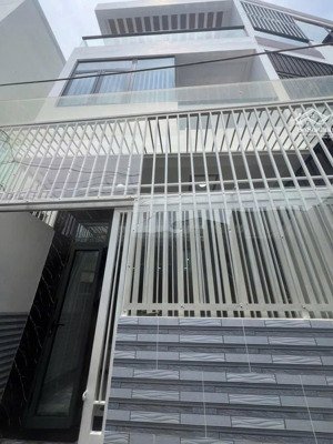 nhà 3 tầng ( hoàn công ) hẻm bắc sơn - vĩnh hải p. bắc nha trang - sót lại !! cách biển 400m , 4ty1