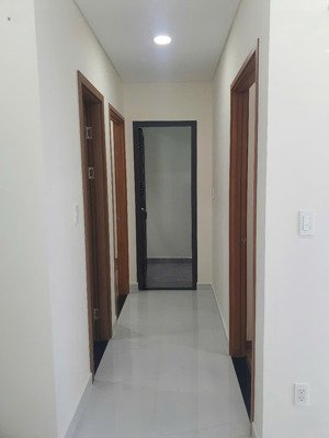 cho thuê căn 2pn 67m2 giá 6,5 triệu/ tháng ở ngay