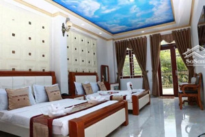 bán khách sạn 160-162 đường bàu cát dt 8x18 đúc 1 hầm 1 trệt 1 lửng 8 lầu bán 75tỷ. lh 