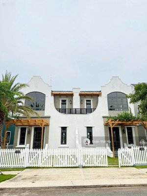 bán biệt thự novaworld phan thiết, lỗ gần 1 tỷ, giá chốt 4,2 tỷ, 160m2, 4pn, 3wc, đã có hđmb