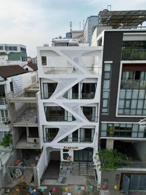 bán tòa chdv 6 tầng đường ung văn khiêm, p.25 bình thạnh dt: 9x21m giá 34 tỷ, hđt : 120tr/tháng