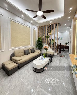 bán nhà kim giang, thanh trì, phân lô, ô tô đỗ cửa, 40m2, 7.98 tỷ (ctl)