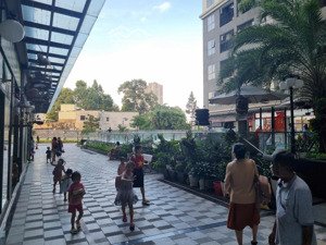 siêu phẩm giá tốt nhất kv, căn góc bcons green view, hướng đn, 51m2 2pn 2wc, chỉ 2 tỷ 100 sổ sẵn