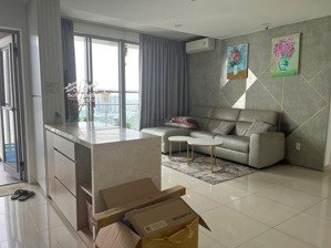 gấp. chủ gửi bán gấp căn hộ 2pn green valley pmh, lầu cao, đầy đủ nội thất, giá 7,7 tỷ