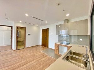 bán căn hộ 2pn2wc nhà mới 100%, toà hr3 eco green sg giá tốt chỉ 5,1tỷ all in. lh 