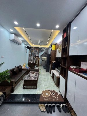 nhà đẹp vũ xuân thiều - long biên - 34m2 - 6 tầng - trung tâm sài đồng - tặng toàn bộ nội thất.