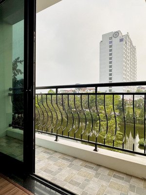 căn hộ hiện đại, 1 phòng ngủ, view hồ ở tây hồ cho thuê
