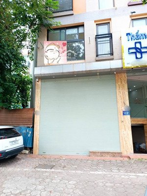 nr võ chí công, 4 tầng + 1 hầm, vỉa hè 8m, ô tô dừng đỗ ngày đêm, thang máy, văn phòng, kinh doanh