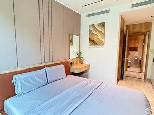 bán căn hộ 2 phòng ngủ peninsula đà nẵng tầng 28, view sơn trà và biển mỹ khê