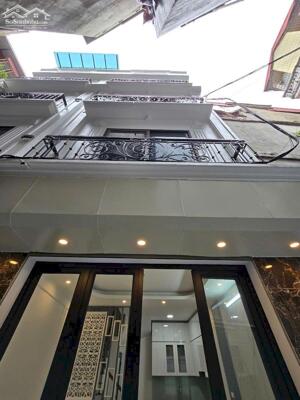  LÔ GÓC SIÊU ĐẸP – NHÀ MỚI KÍNH COONG – NGÕ THÔNG TỨ TUNG – 50M RA PHỐ – SỔ VUÔNG ĐẸP 