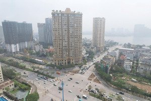 bán căn hộ 3pn view hồ tây cực đẹp tại celestin westlake, ck đến 10%, quà tặng 250tr. lh 