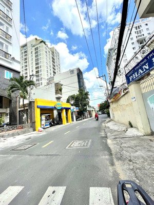 bán nhà mặt phố phường 5, quận phú nhuận. giá 125 tỷ( tl)- lh 
