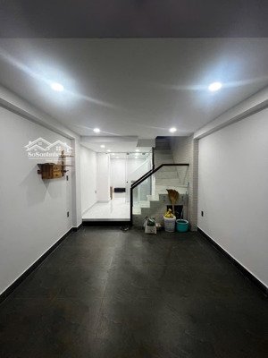 bán gấp nhà 5pn, 4 tầng, 54m2 tại sư vạn hạnh, quận10, 18,5 tỷ