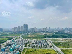 cho thuê chcc 6th element, 109m2, 3pn, full nội thất, view bt starlake và hồ tây.nhận nhà được luôn