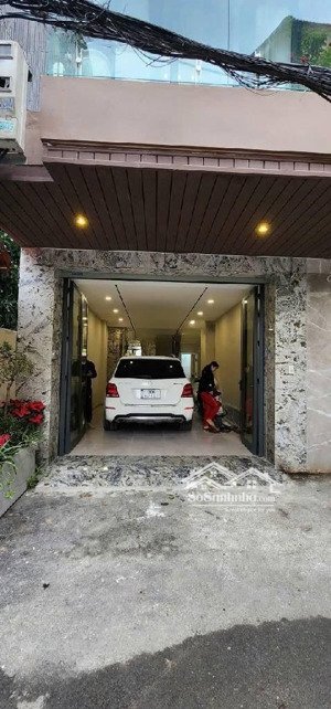 bán nhà hồng tiến,long biên. 6 tầng 50m ô tô vào nhà,thang máy,ngõ thông ra hồ bồ đề