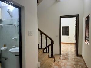 CẦN BÁN NHÀ NGUYỄN NGỌC VŨ CẦU GIẤY 65m2. 4 TẦNG MẶT TIỀN 5m GIÁ 14.9 TỶ