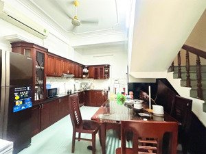 bán nhà vip phạm tuấn tài diện tích 55m2 5 tầng 21 tỷ cầu giấy hà nội