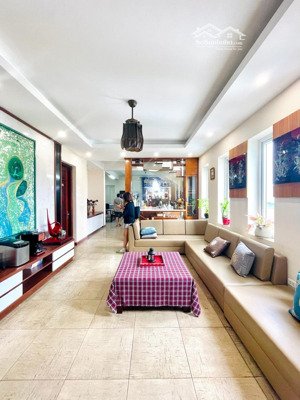 bán gấp p bạch mai, hai bà trưng, lô góc, ô tô đỗ cửa, kinh doanh diện tích 62m2, chỉ 22,8tỷ.