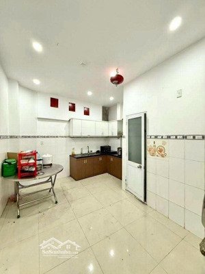 bán nhà 4 tầng, 6 phòng đang cho thuê 18 tr/ tháng kiệt đường nguyễn du, thạch thang, hải châu