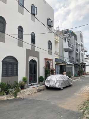 bán đất tại mặt tiền hẻm 283 đường linh đông đối diện cafe nọng ơi! giá 5,65 tỷ, 52.5m2