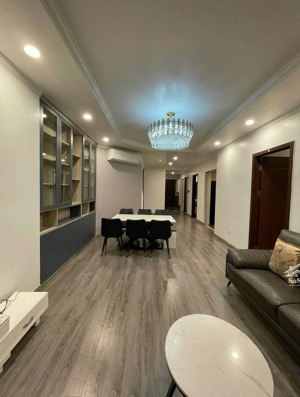 rẻ nhất thị trường căn góc 3 ngủ dt 100m2,tầng trung tòa p5 park hill lh 