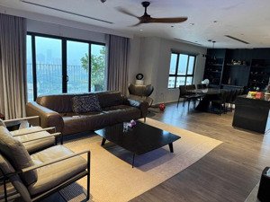 chính chủ bán căn hộ golden place mễ trì 4pn-3wc 163m², giá 11 tỷ liên hệ: 