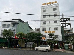 bán nhà cấp 4 ,2 mặt tiền đường phạm văn ngôn -gần vietcombank