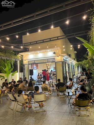 Sang quán cafe mặt tiền Huỳnh Văn Lũy, Phú Lợi, Thủ Dầu Một. Giá 285 triệu (không gồm cọc 24tr), DT 9x40m, thuê 12tr/tháng, HĐ 10 năm, vào kinh doanh ngay.